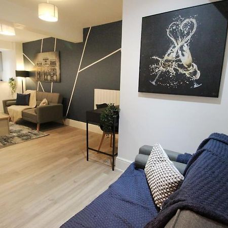 Spacious 1 Bed Apartment 1 Minute Walk From Square Nottingham Exterior foto