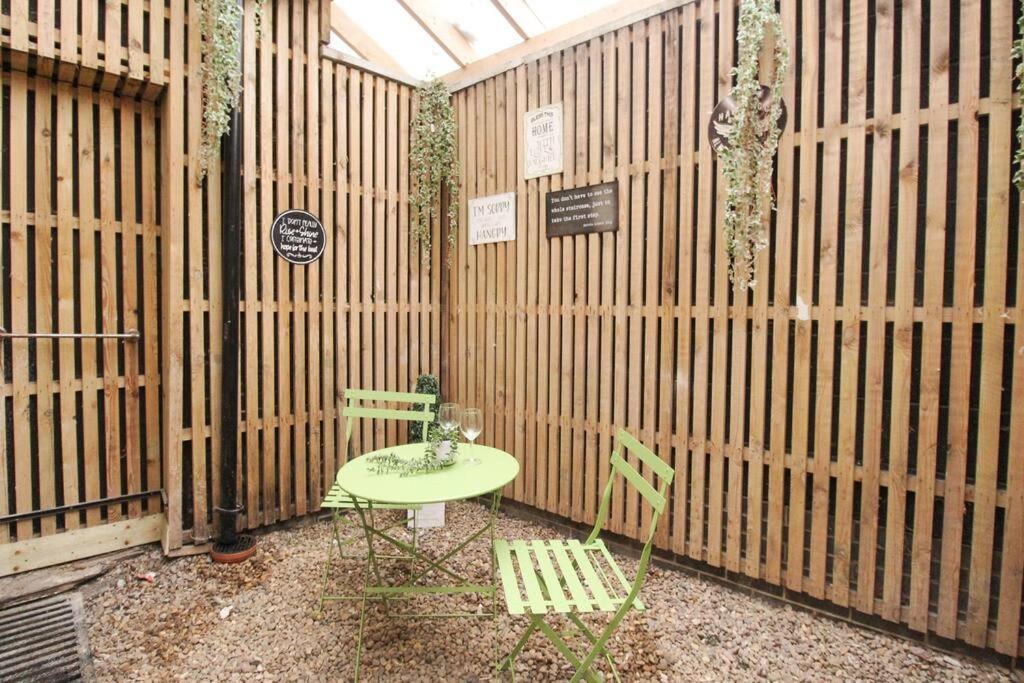 Spacious 1 Bed Apartment 1 Minute Walk From Square Nottingham Exterior foto