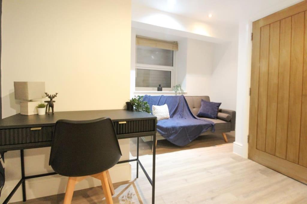 Spacious 1 Bed Apartment 1 Minute Walk From Square Nottingham Exterior foto